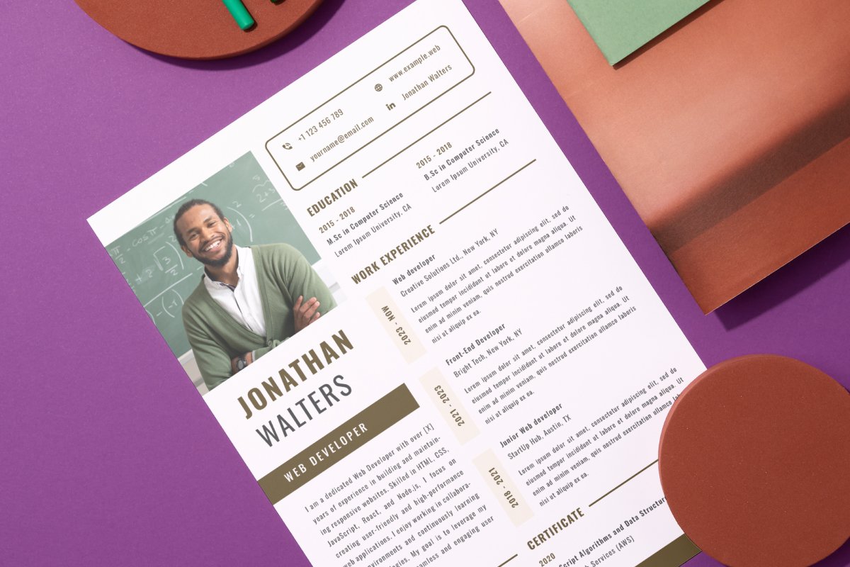 CV Resume Web Developer V7 - Design Cuts